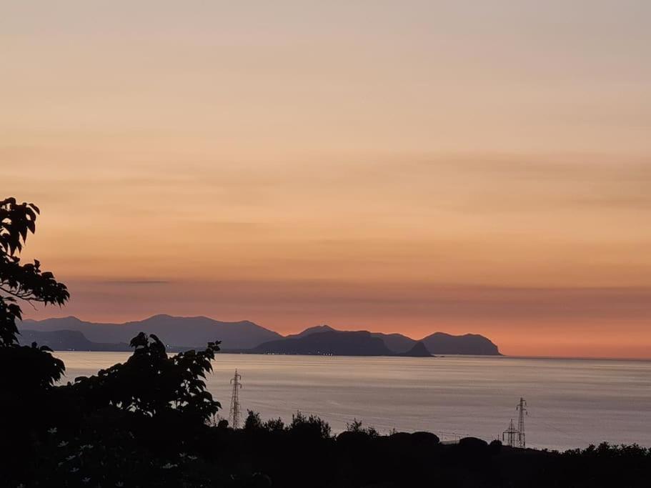 Villa Del Carrubo A Due Passi Dal Mare Di Cefalu Collesano Zimmer foto